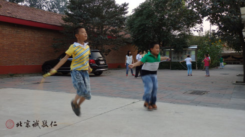 快樂(lè)的課間活動(dòng)