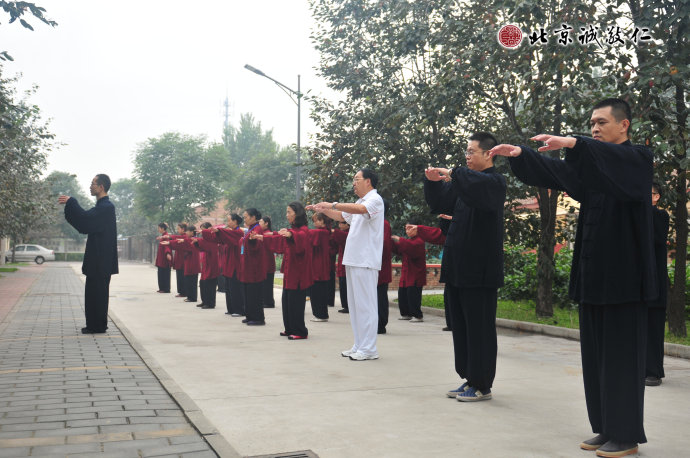 配圖：學員硬筆國畫習作展示