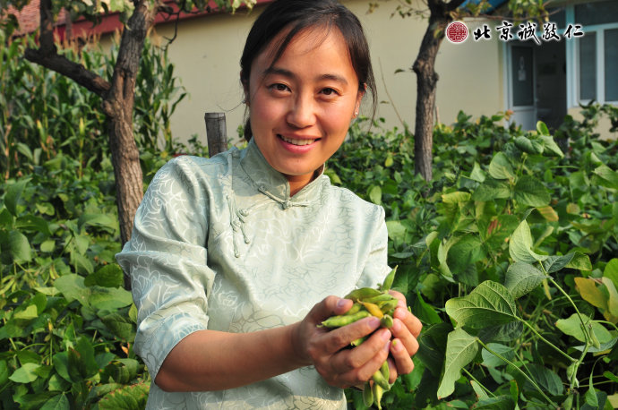 配圖：習勞知感恩--小院農家樂的美麗笑臉