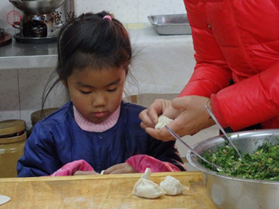 來(lái)自天津的祖孫三代福壽滿堂