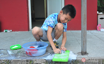 怎樣又快又好又節(jié)省地洗衣服，是我們的學習目標。