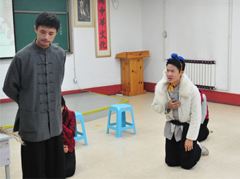 親身體會表演《德育故事：閔損蘆衣》之一 